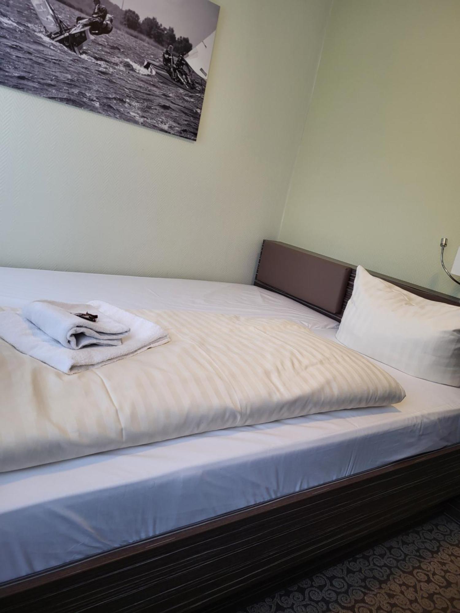 Bootshaus Hotel Bedekaspel Kültér fotó